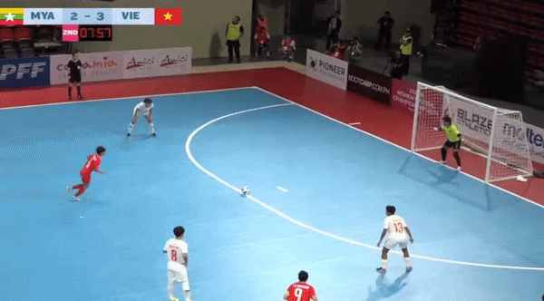 Tình huống Thanh Ngân đưa tỷ số lên 4-2