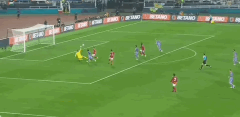 Pha mở tỷ số của Vinicius