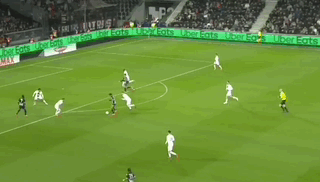 Pha kiến tạo thông minh của Messi Pha kiến tạo thông minh của Messi