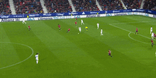 Vinicius giúp Vazquez ấn định tỷ số 3-1