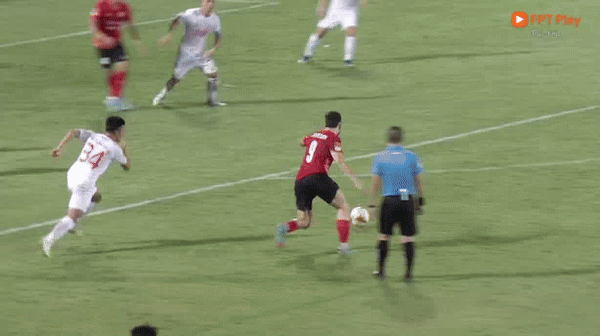 Thua trận thứ 3 liên tiếp, CAHN ngày càng xa chức vô địch V-League 2023/24 ảnh 10