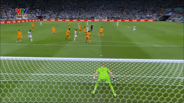 World Cup 2022: Hà Lan-Argentina 2-2 (3-4): Thắng cuộc chiến cân não, Messi và Argentina vào bán kết ảnh 13
