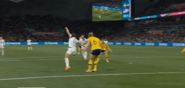 Loại Mỹ trên chấm luân lưu, Thuỵ Điển giành vé vào tứ kết ảnh 12 Loại Mỹ trên chấm luân lưu, Thuỵ Điển giành vé vào tứ kết ảnh 12