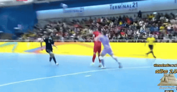 Chiến thắng 'điên rồ' đưa futsal Việt Nam vào chung kết Đông Nam Á 2024 ảnh 9 Chiến thắng 'điên rồ' đưa futsal Việt Nam vào chung kết Đông Nam Á 2024 ảnh 9