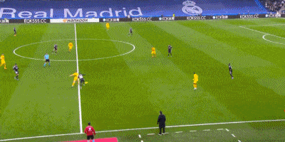 Torres ghi bàn thứ 3 cho Barca