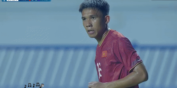 Thắng tối thiểu U23 Philippines, U23 Việt vào bán kết với ngôi đầu ảnh 10
