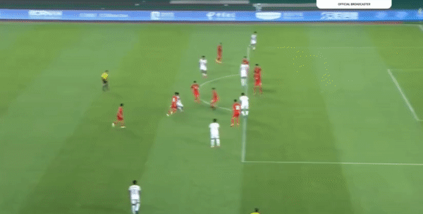 Siêu phẩm của Purachet gỡ lại cơ hội cho Thái Lan Siêu phẩm của Purachet gỡ lại cơ hội cho Thái Lan