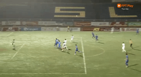 SLNA hoà kịch tính Quảng Nam trong trận đấu có 8 bàn thắng ảnh 8