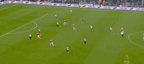 Cavani gỡ hoà cho MU Cavani gỡ hoà cho MU