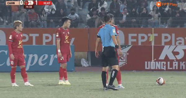 Quang Hải tỏa sáng phút bù giờ, CAHN thoát thua trên sân nhà ảnh 28 Quang Hải tỏa sáng phút bù giờ, CAHN thoát thua trên sân nhà ảnh 28