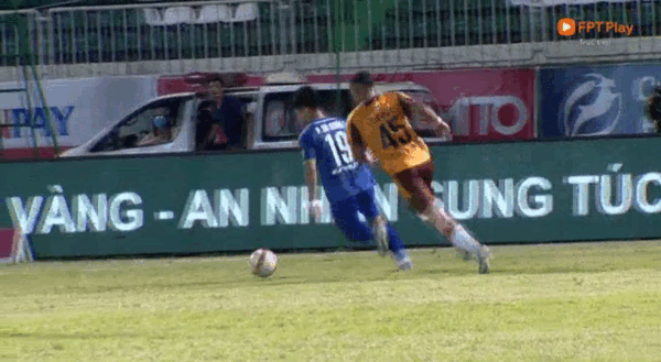 Đánh bại SLNA, LPB HAGL tiến gần cơ hội trụ hạng ảnh 7 Đánh bại SLNA, LPB HAGL tiến gần cơ hội trụ hạng ảnh 7