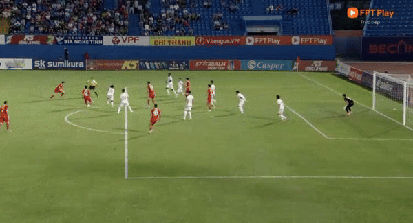 Dứt điểm vô duyên, Becamex Bình Dương và Thể Công Viettel chia điểm ảnh 3