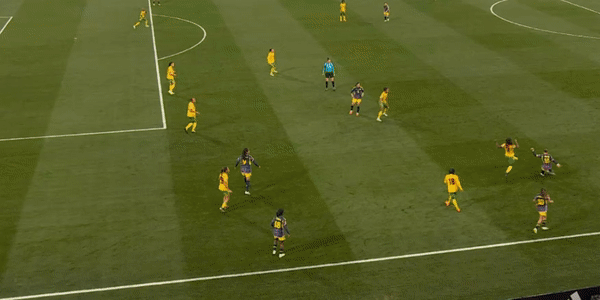 Colombia vào tứ kết sau chiến thắng trước Jamaica ảnh 15