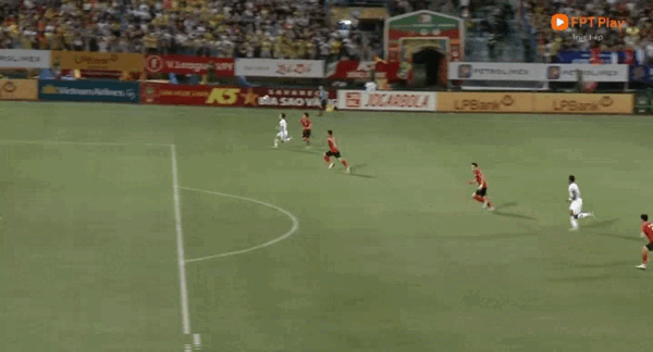 Thắng ngược CAHN, Thép Xanh Nam Định giữ vững ngôi đầu bảng V-League 2023/24 ảnh 8 Thắng ngược CAHN, Thép Xanh Nam Định giữ vững ngôi đầu bảng V-League 2023/24 ảnh 8