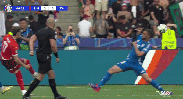 Thụy Sỹ gây sốc, loại nhà đương kim vô địch Italia với chiến thắng 2-0 ảnh 21 Thụy Sỹ gây sốc, loại nhà đương kim vô địch Italia với chiến thắng 2-0 ảnh 21