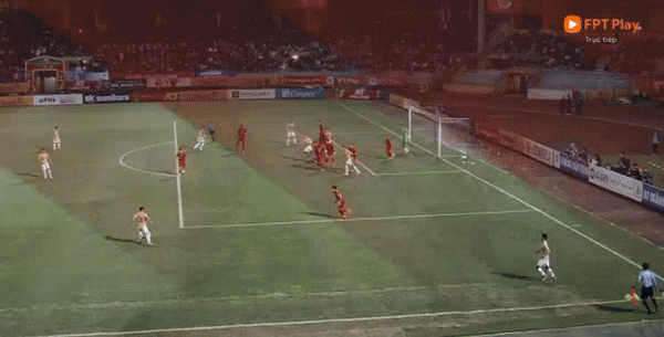 Quang Hải tỏa sáng phút bù giờ, CAHN thoát thua trên sân nhà ảnh 11 Quang Hải tỏa sáng phút bù giờ, CAHN thoát thua trên sân nhà ảnh 11