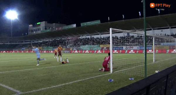 LPBank HAGL xuất sắc cầm hoà Thép Xanh Nam Định ảnh 39