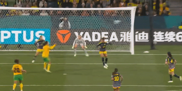 Colombia vào tứ kết sau chiến thắng trước Jamaica ảnh 20