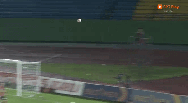 CAHN đại bại trước Becamex Bình Dương sau ngày chia tay HLV Kiatisuk ảnh 12 CAHN đại bại trước Becamex Bình Dương sau ngày chia tay HLV Kiatisuk ảnh 12