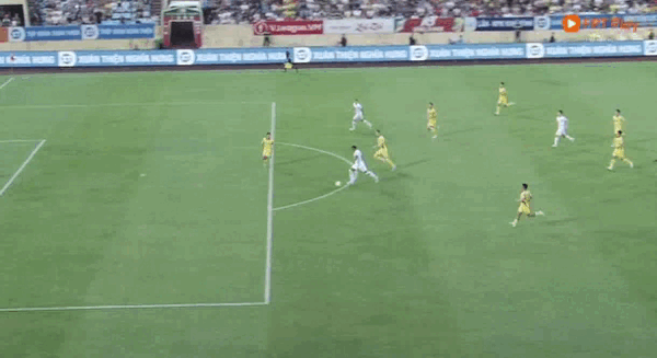 Mất điểm trước SLNA, Thép Xanh Nam Định bị Bình Định áp sát ảnh 3