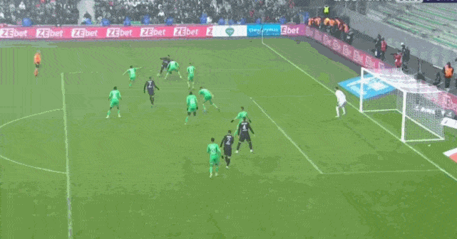 Di Maria nâng tỷ số lên 2-1 Di Maria nâng tỷ số lên 2-1