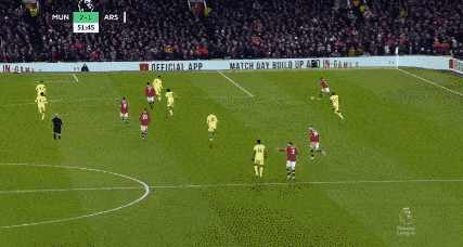 Ronaldo nâng tỷ số lên 2-1 Ronaldo nâng tỷ số lên 2-1