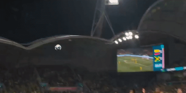 Colombia vào tứ kết sau chiến thắng trước Jamaica ảnh 11