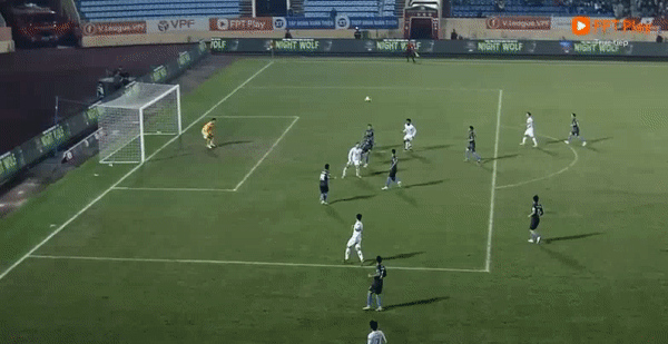 Rafaelson đánh đầu mở tỷ số cho Nam Định