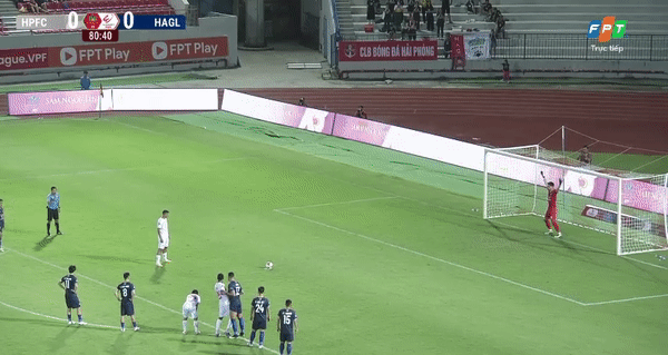 Được VAR giúp sức, Hải Phòng vẫn đánh rơi 2 điểm phút bù giờ ngày khai mạc ảnh 10