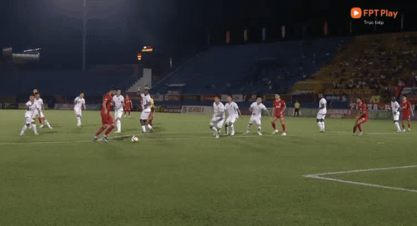 Dứt điểm vô duyên, Becamex Bình Dương và Thể Công Viettel chia điểm ảnh 5