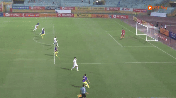 CLB Hà Nội trở lại tốp 3 LPBank V-League 2024/25 ảnh 1