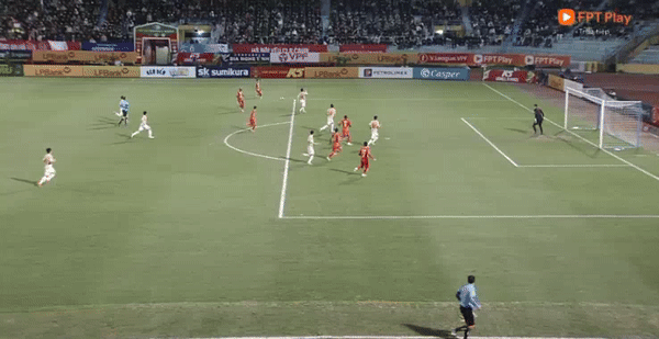  Thắng Thanh Hoá, CAHN trở lại cuộc đua vô địch V-League ảnh 18