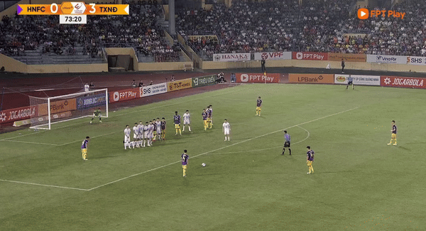 Nam Định gieo sầu cho Hà Nội, bứt phá trong cuộc đua vô địch ảnh 43