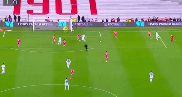 Bàn mở tỷ số của Argentina