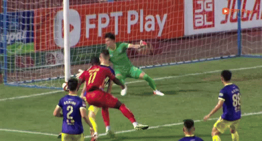 CLB Hà Nội ngược dòng Thanh Hoá bằng cú đúp của Văn Quyết ảnh 6 CLB Hà Nội ngược dòng Thanh Hoá bằng cú đúp của Văn Quyết ảnh 6