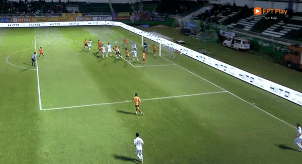 Có HLV mới, CLB Hà Nội thắng đậm HAGL tại Pleiku ảnh 11 Có HLV mới, CLB Hà Nội thắng đậm HAGL tại Pleiku ảnh 11