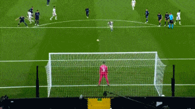 Bàn thắng chính thức loại Man City của Benzema Bàn thắng chính thức loại Man City của Benzema