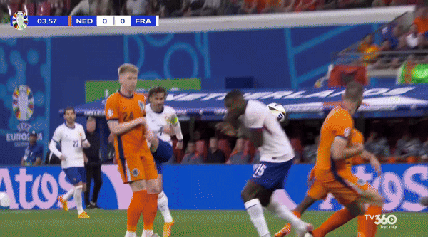 Một bàn thắng bị từ chối, vô số cơ hội bị bỏ lỡ, Pháp chia điểm với Hà Lan trận cầu không bàn thắng ảnh 7 Một bàn thắng bị từ chối, vô số cơ hội bị bỏ lỡ, Pháp chia điểm với Hà Lan trận cầu không bàn thắng ảnh 7