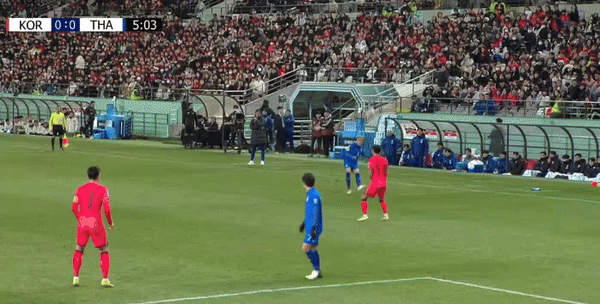 Suphanat giúp Thái Lan cầm hoà Hàn Quốc 1-1 ở Vòng loại World Cup ảnh 3 Suphanat giúp Thái Lan cầm hoà Hàn Quốc 1-1 ở Vòng loại World Cup ảnh 3