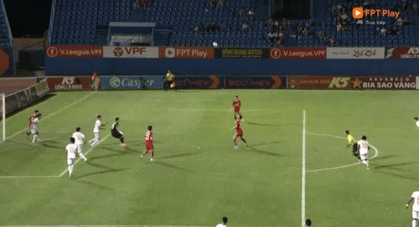 Dứt điểm vô duyên, Becamex Bình Dương và Thể Công Viettel chia điểm