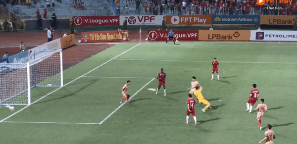 Hải Phòng gây sốc ở Hàng Đẫy, đánh bại CAHN 2-0 ảnh 32 Hải Phòng gây sốc ở Hàng Đẫy, đánh bại CAHN 2-0 ảnh 32