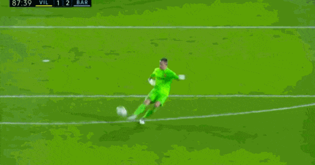 Depay nâng tỷ số lên 2-1