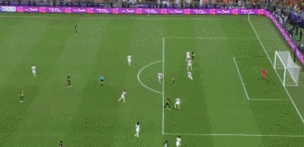 Benzema ấn định tỷ số từ phút 40