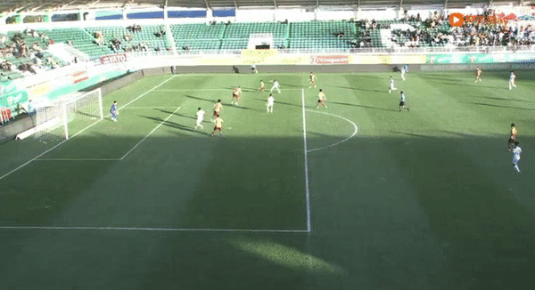 Có HLV mới, CLB Hà Nội thắng đậm HAGL tại Pleiku ảnh 3 Có HLV mới, CLB Hà Nội thắng đậm HAGL tại Pleiku ảnh 3