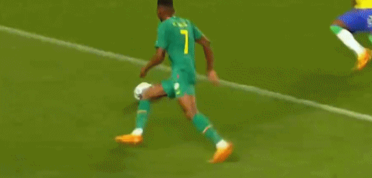 Cú cứa lòng điệu nghệ của Mane