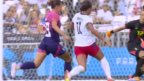 Tuyển nữ Mỹ lần thứ 6 vào chung kết Olympic nhờ bàn thắng hiệp phụ trước tuyển Đức ảnh 32