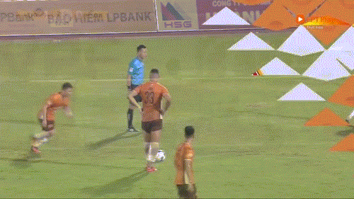 Đánh bại HAGL, Hà Tĩnh vào tốp đầu LPBank V-League 2024/25 ảnh 9