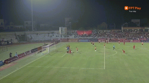 Đánh bại HAGL, Hà Tĩnh vào tốp đầu LPBank V-League 2024/25 ảnh 7