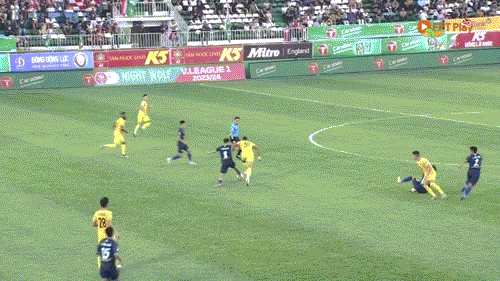 Hàng công bế tắc, HAGL chia điểm với Quảng Nam tại Pleiku ảnh 11