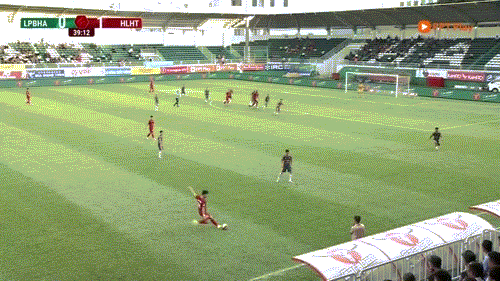 LPBank HAGL vất vả ngược dòng thắng Hồng Lĩnh Hà Tĩnh 2-1 trên sân nhà ảnh 10 LPBank HAGL vất vả ngược dòng thắng Hồng Lĩnh Hà Tĩnh 2-1 trên sân nhà ảnh 10